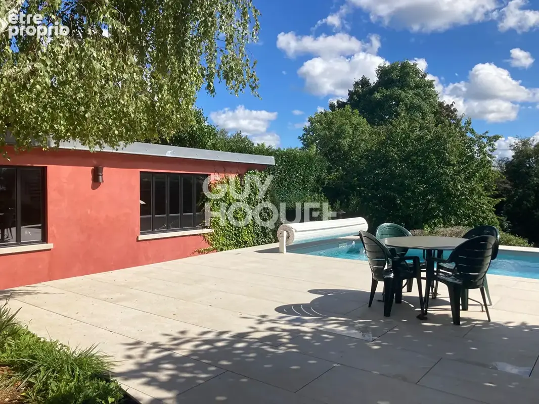 Maison de caractère du XIXe siècle avec piscine sur plus de 14 ares - photo 2