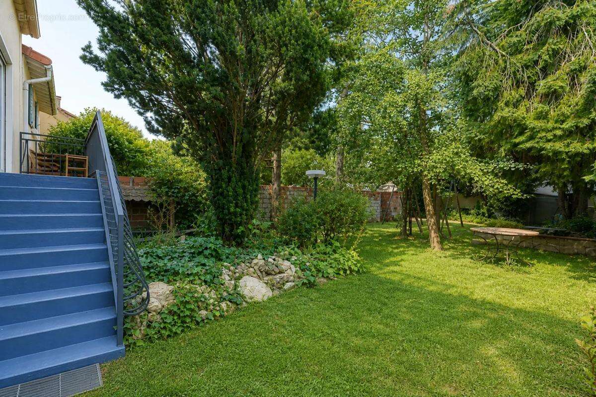 Maison de 6 pièces de 122 m² à Savigny-sur-Orge - photo 5