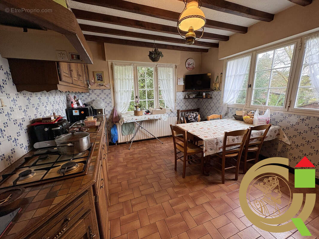 Maison à BEAURAINVILLE