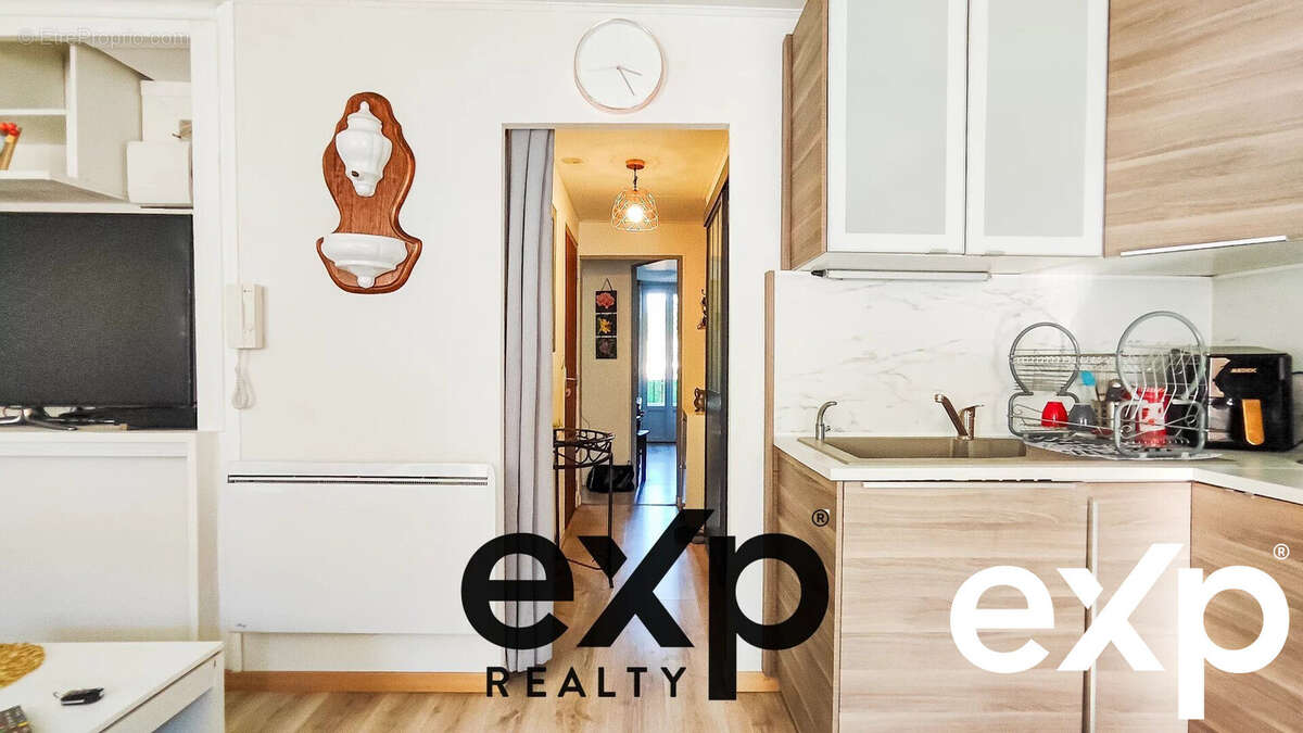 Appartement à VINS-SUR-CARAMY