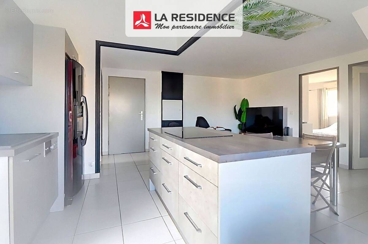 Appartement à PUGET-SUR-ARGENS