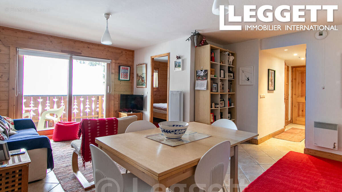 Appartement à MORILLON