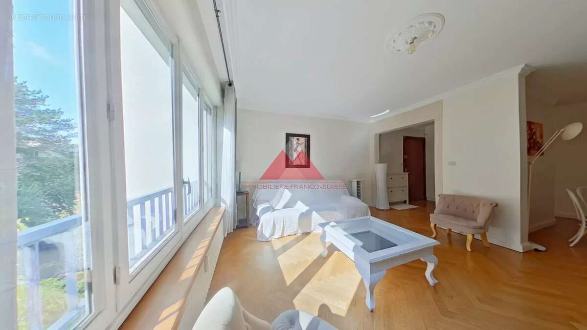 Appartement à TASSIN-LA-DEMI-LUNE