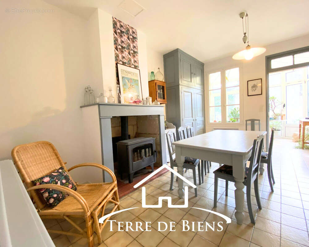 Maison à CUISY-EN-ALMONT