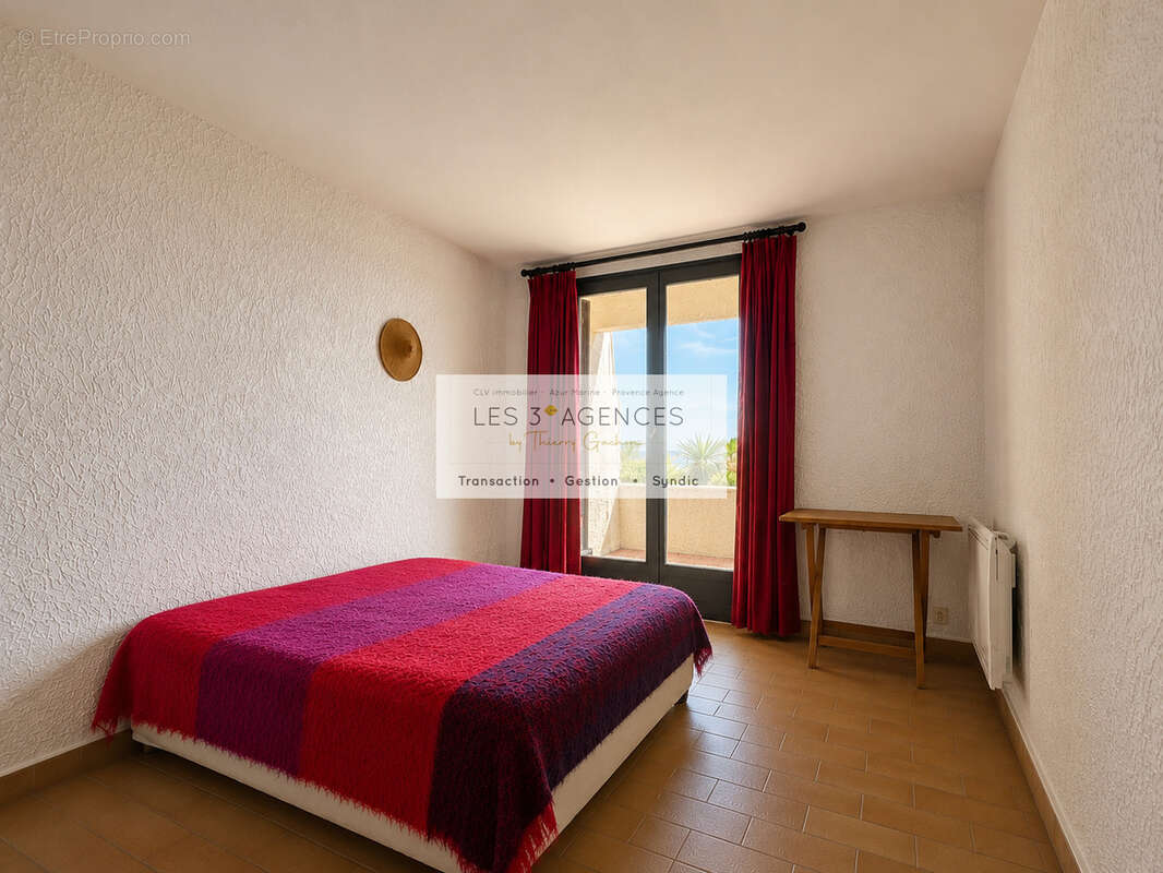 Appartement à COGOLIN