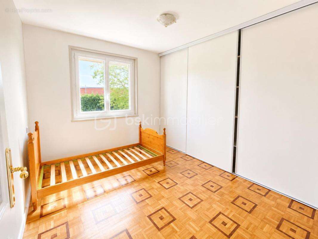 Maison traditionnelle 175m2 à saint just saint rambert - photo 13