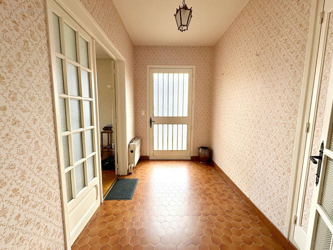 Maison à CHATEAUPONSAC