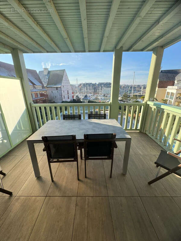 Appartement à DEAUVILLE