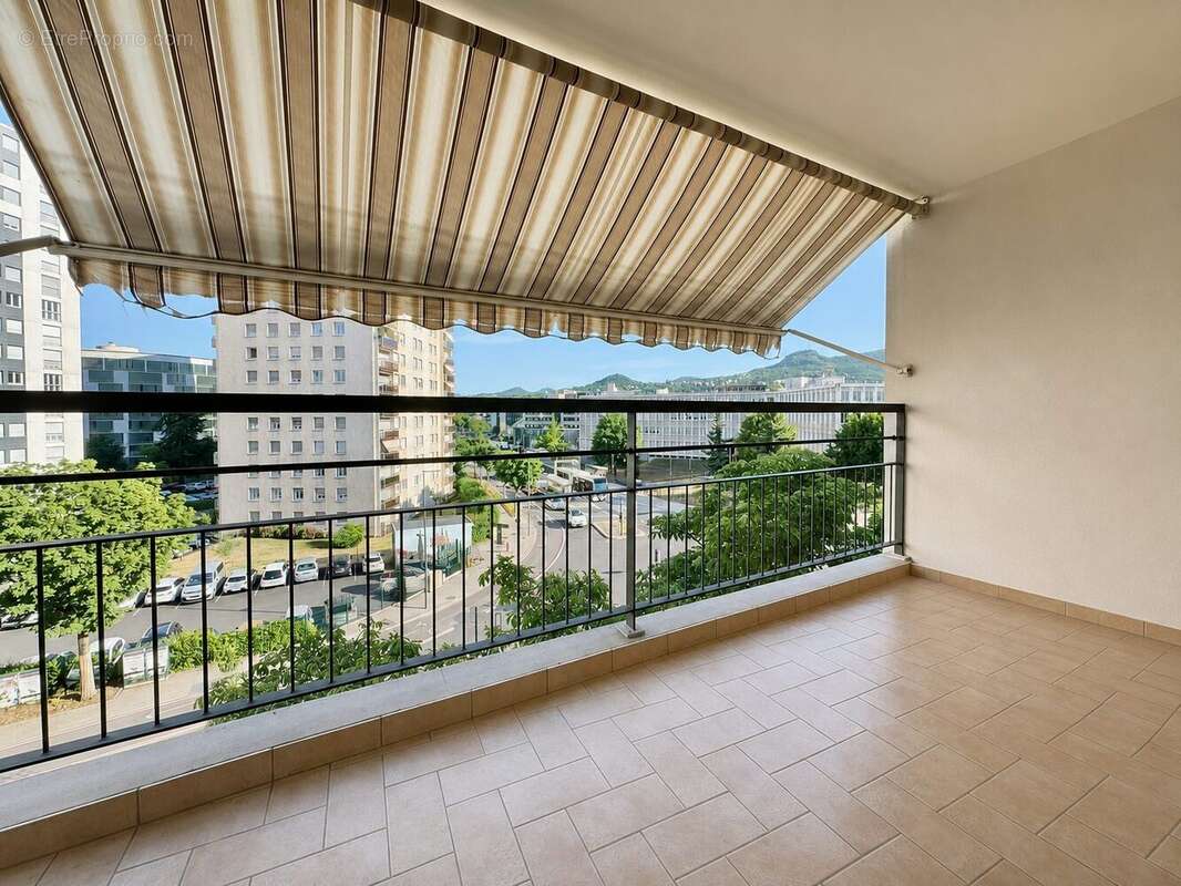Appartement 92 m² à Clermont-Ferrand  - photo 2