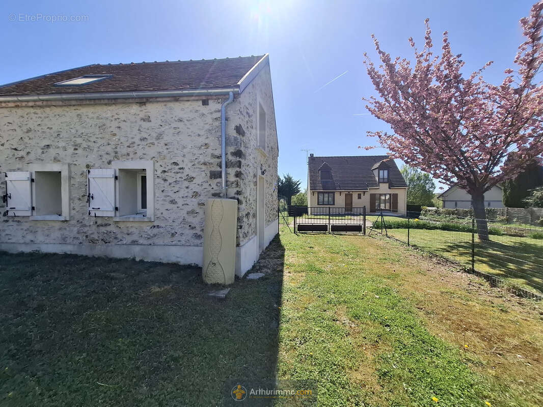 Maison à JOUY-SUR-MORIN