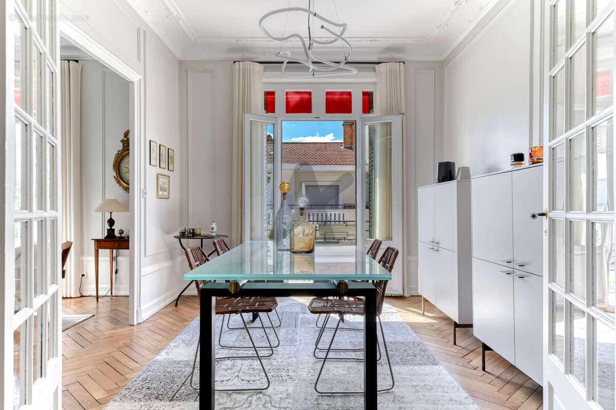 Appartement à LYON-6E