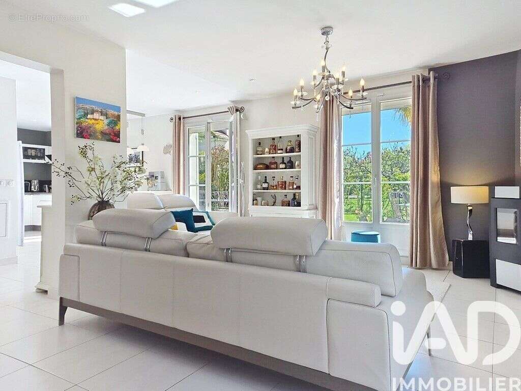 Photo 8 - Maison à OZOIR-LA-FERRIERE