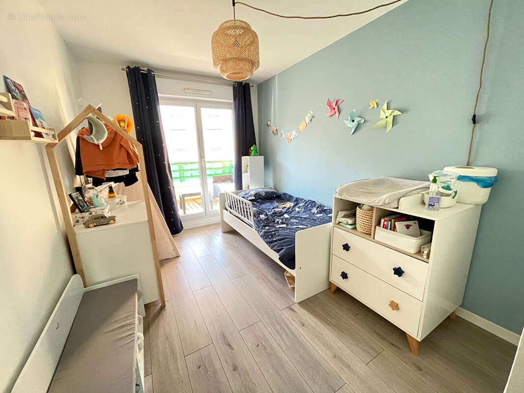 Appartement à COLOMBES