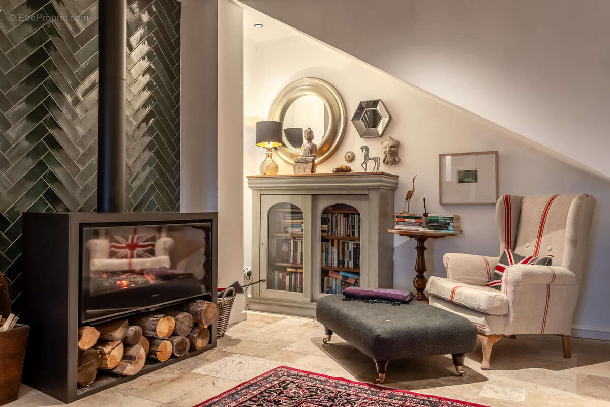 Maison à LAVERCANTIERE