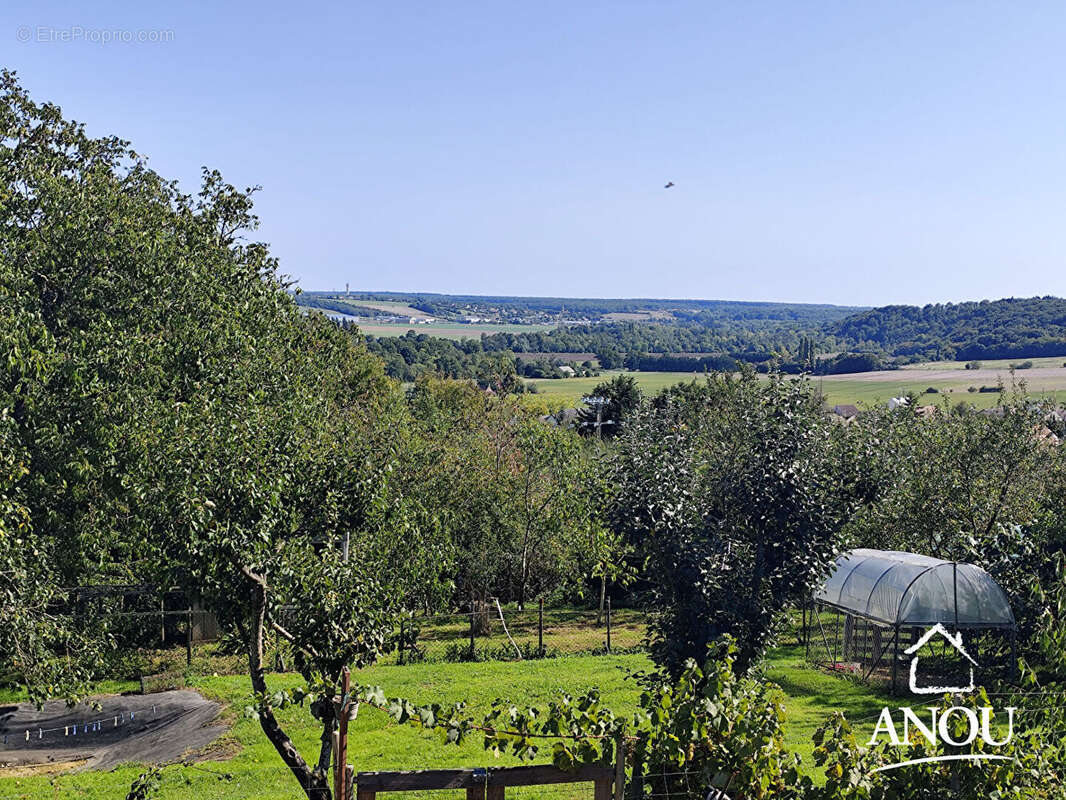 Maison à SAINT-HILAIRE-LA-GRAVELLE