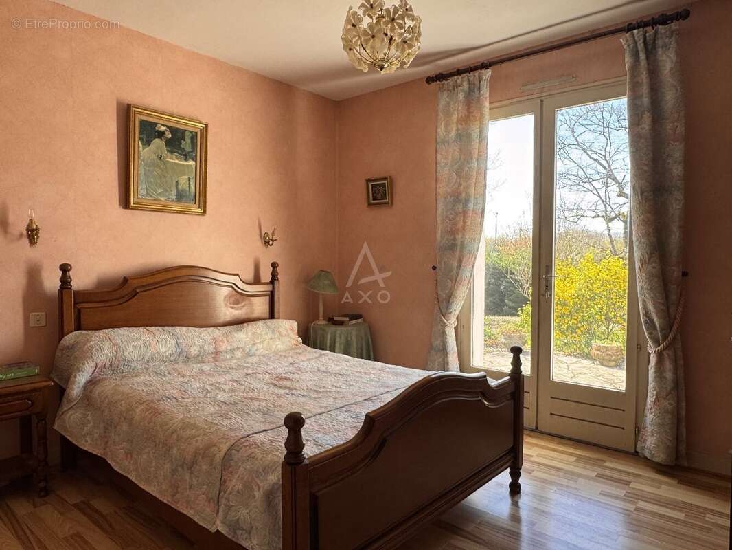 Maison à VOEUIL-ET-GIGET