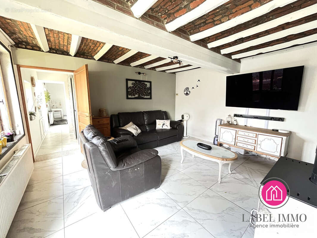 Maison 184 m² à Hergnies  - photo 3