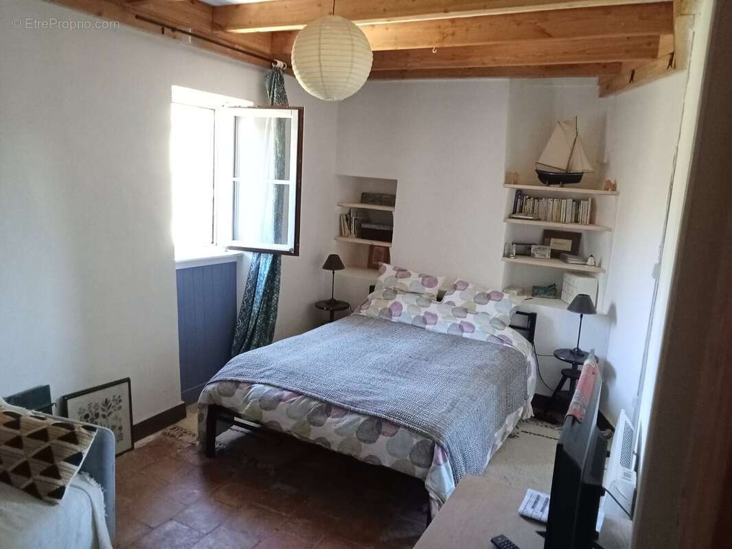 Maison à DURFORT-ET-SAINT-MARTIN-DE-SOSSENAC