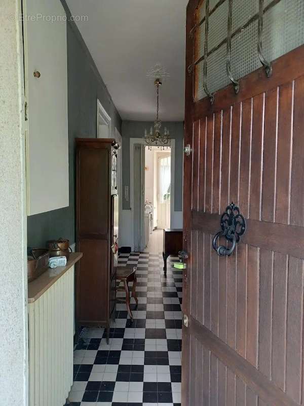 Maison à EGUZON-CHANTOME