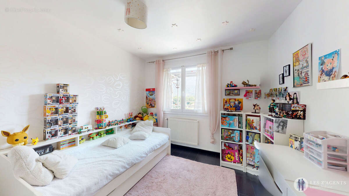 Appartement à SAINT-MARTIN-D'HERES