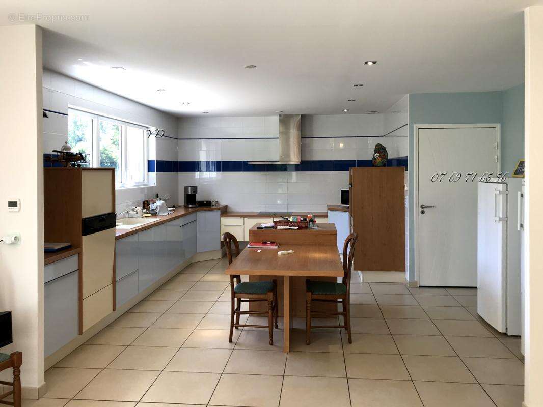 Maison Fougeres 5 pièce(s) 170 m2 - photo 6