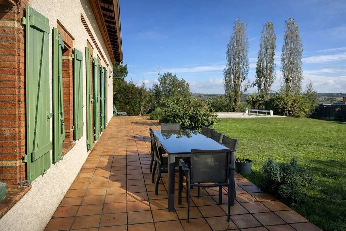 Maison à SAINT-LOUP-CAMMAS