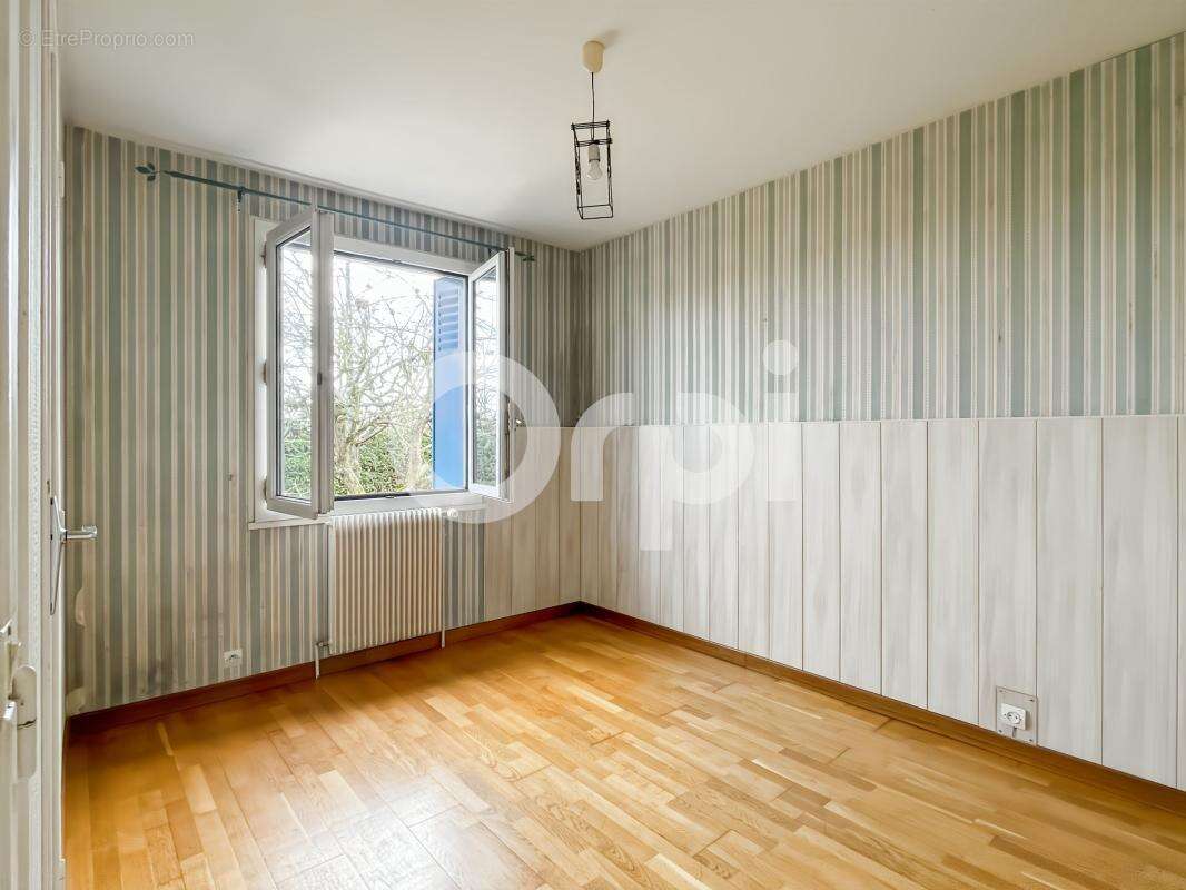 Maison à ANGERVILLE-LA-CAMPAGNE