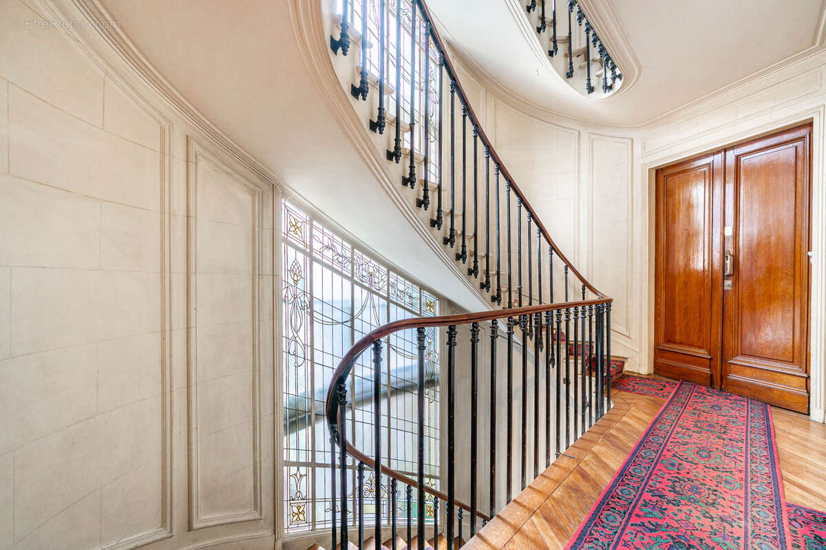 Appartement haussmannien 6 pièces champ de mars / la motte picquet - photo 14