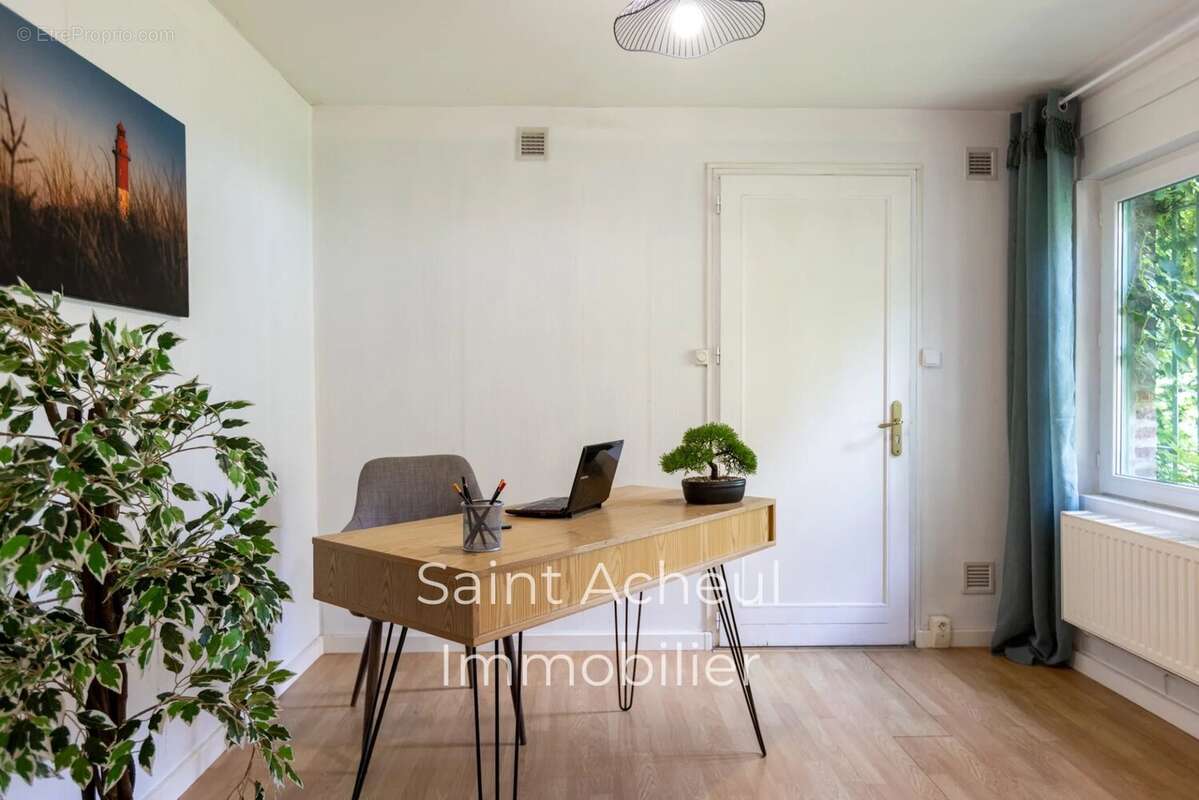 Amiens Quartier Saint Acheul /  Grande Maison avec jardin - photo 9