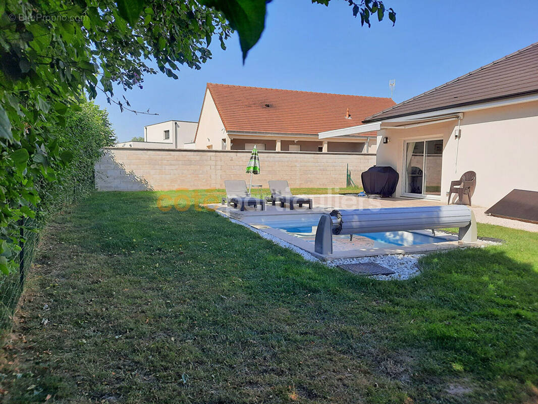 Maison à CRISSEY