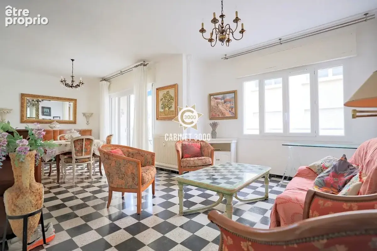 M2323 - TOULON - Le Mourillon - Appartement T5 - Balcon vue mer - Box - photo 3