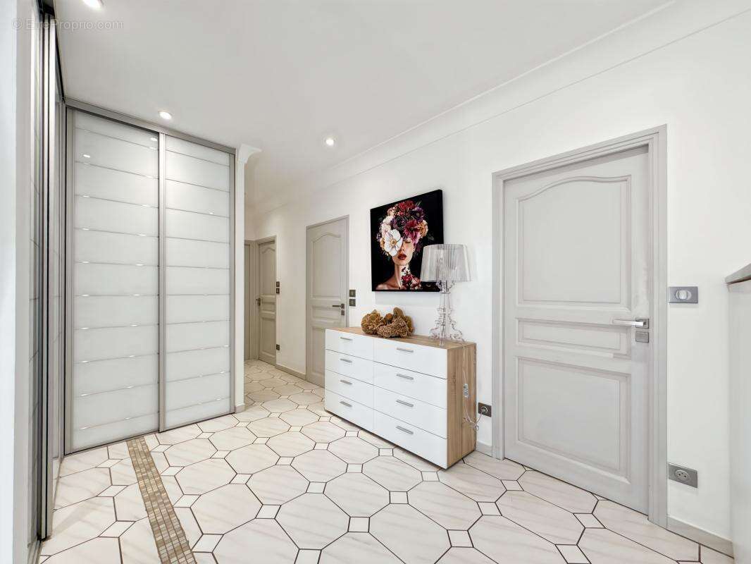 Maison à BOURG-LES-VALENCE