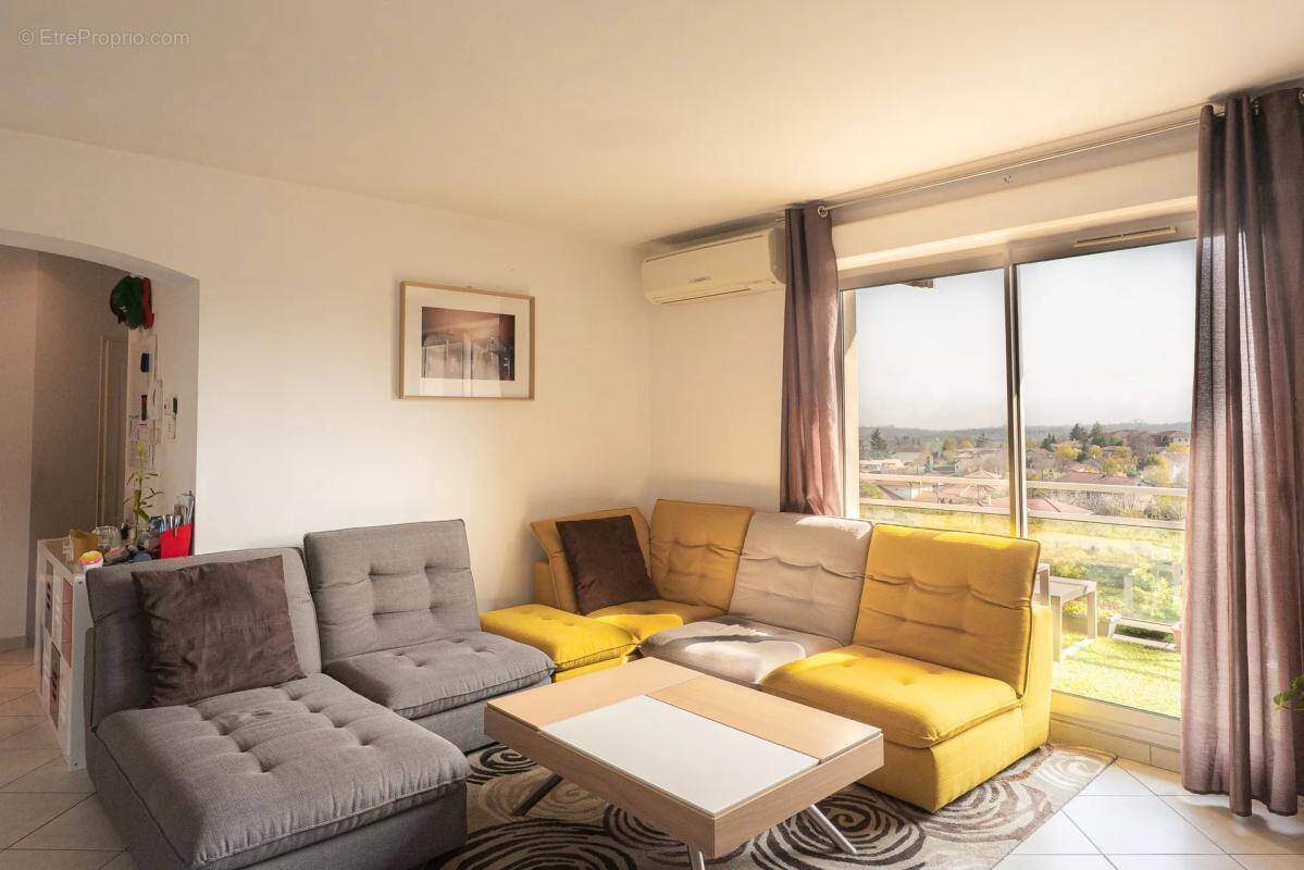 Appartement à VALENCIN