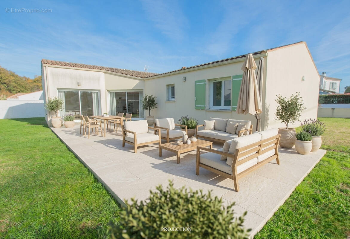 Maison à SAINT-PALAIS-SUR-MER