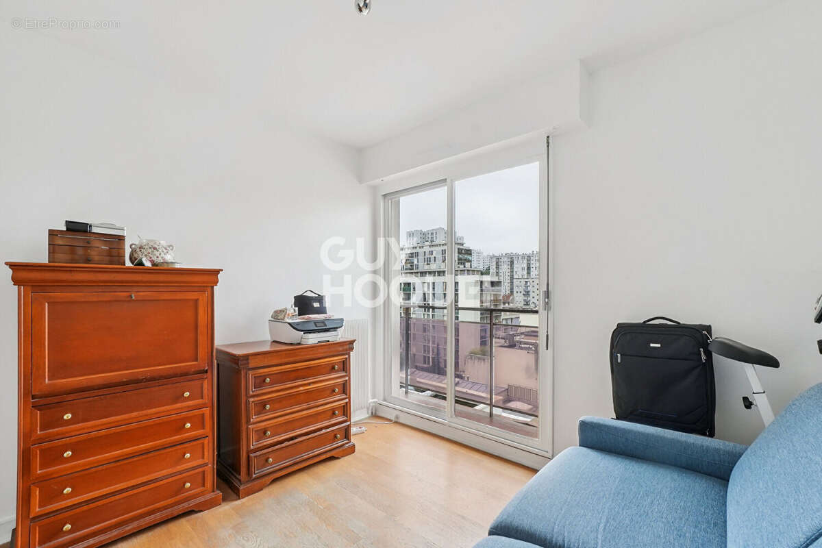 Appartement à PARIS-20E
