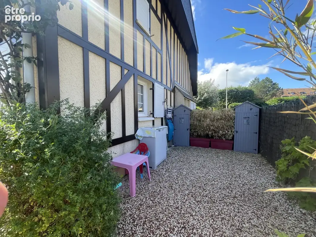 Cottage 2 pieces 28m2 avec jardin d'angle 200m plage et commerces ! - photo 4