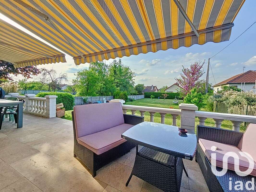 Photo 2 - Maison à ARPAJON