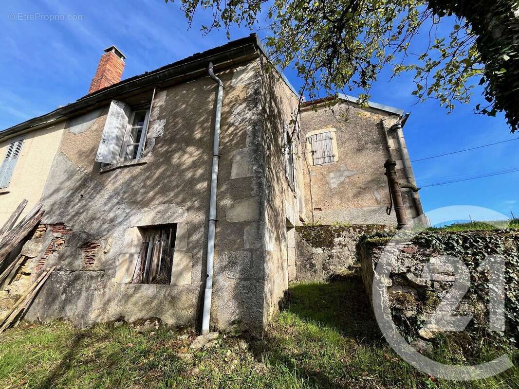 Maison à ENTRAINS-SUR-NOHAIN