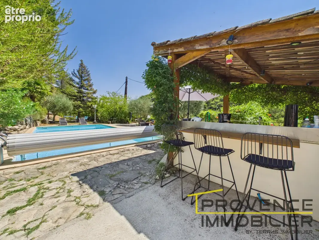 Maison en pierre avec piscine sur plus de 6 000 m2 de terrain avec piscine - 20 min de Montélimar - photo 12