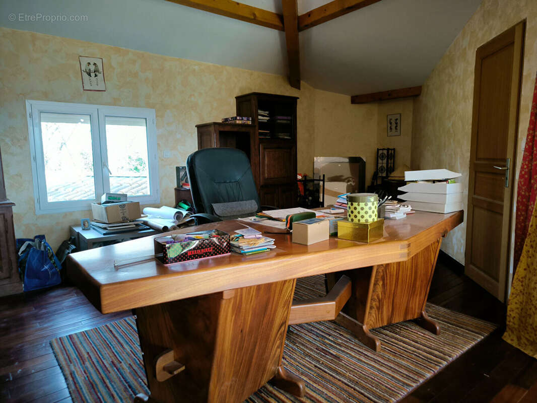 Jolie maison d'architecte face aux Pyrénées . 12910 M2 - photo 14