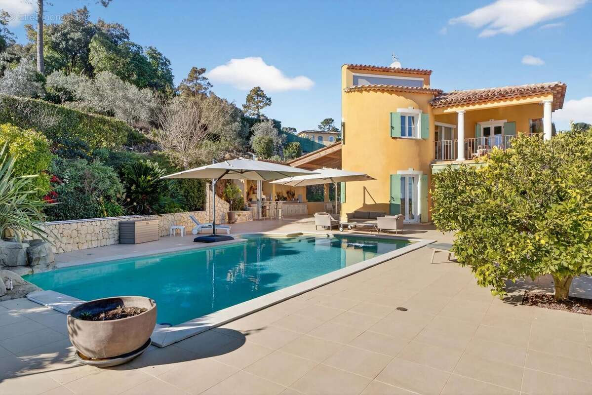 Maison à MONTAUROUX