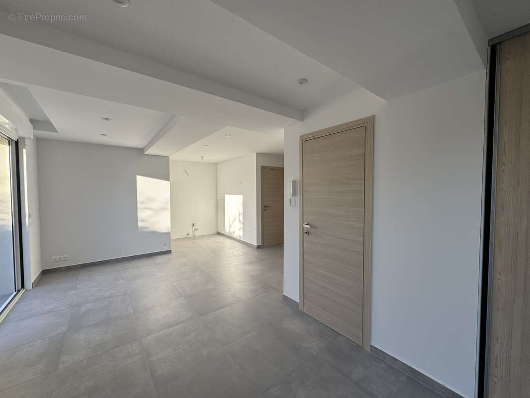 Appartement à SAINT-RAPHAEL