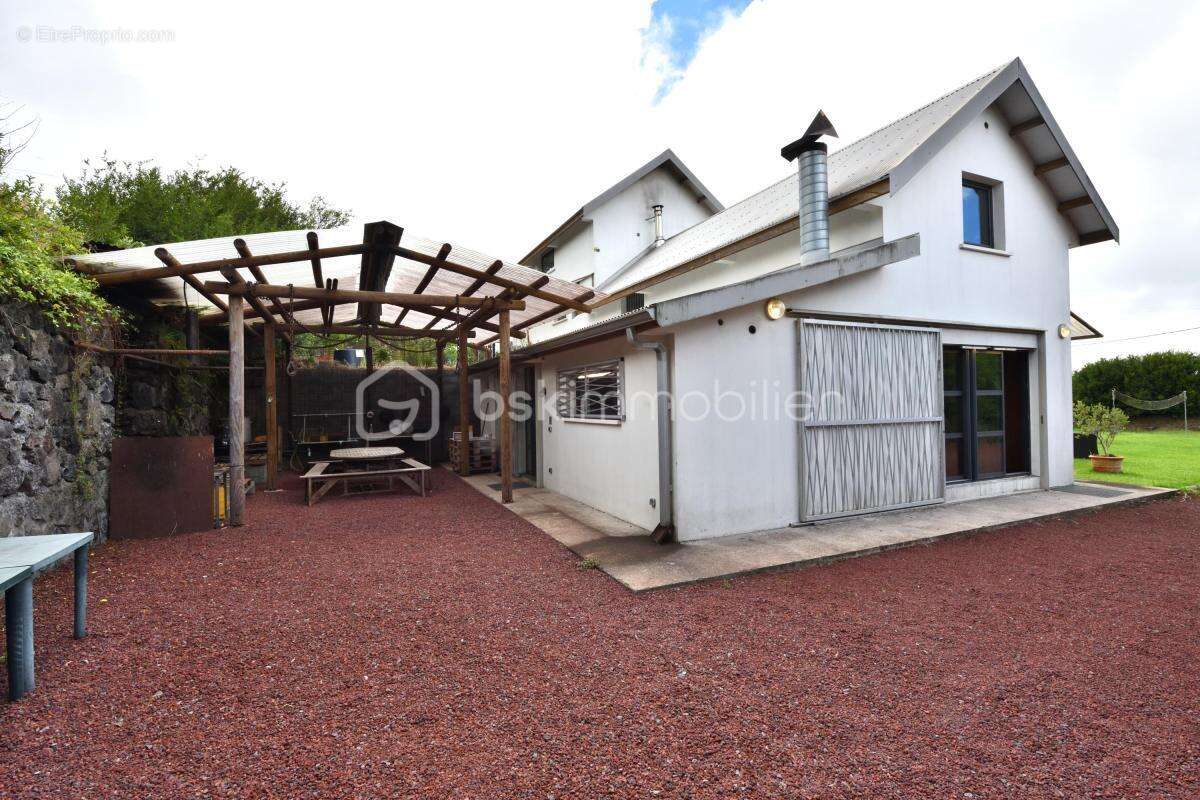Bourg-Murat – Résidence d’Altitude Rare : Nature, Espace et Architecture Contemporaine - photo 2