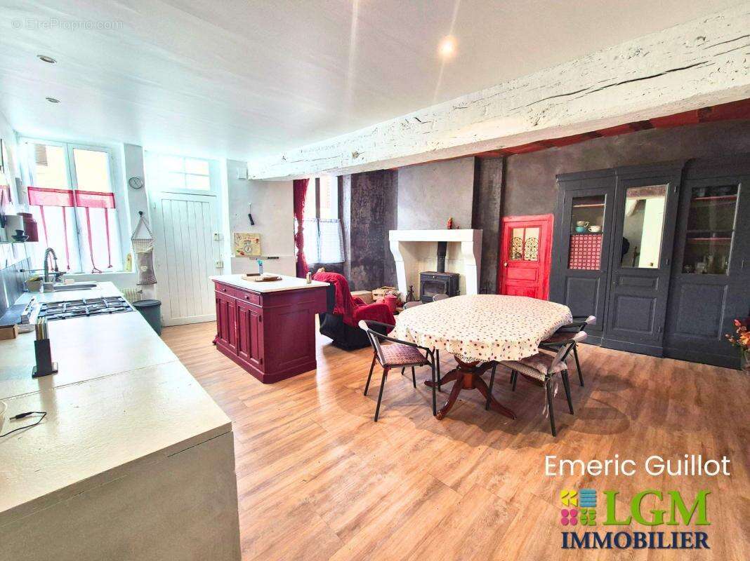 Maison familiale – 185 m² habitables – 5 chambres – Grand bureau - Atelier - Grande Terrasse couverte - Porche - Cave – Morée (4 - photo 4