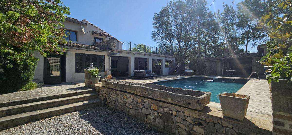 Maison 278 m² à Durfort-Et-Saint-Martin-De-Sossenac  - photo 3