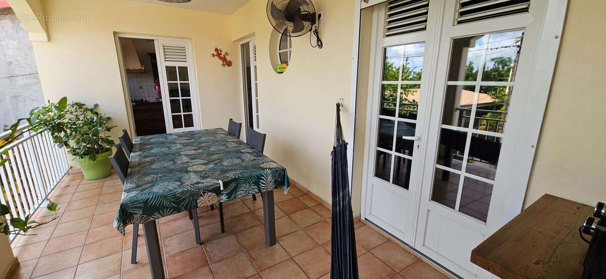 Maison à LES TROIS-ILETS