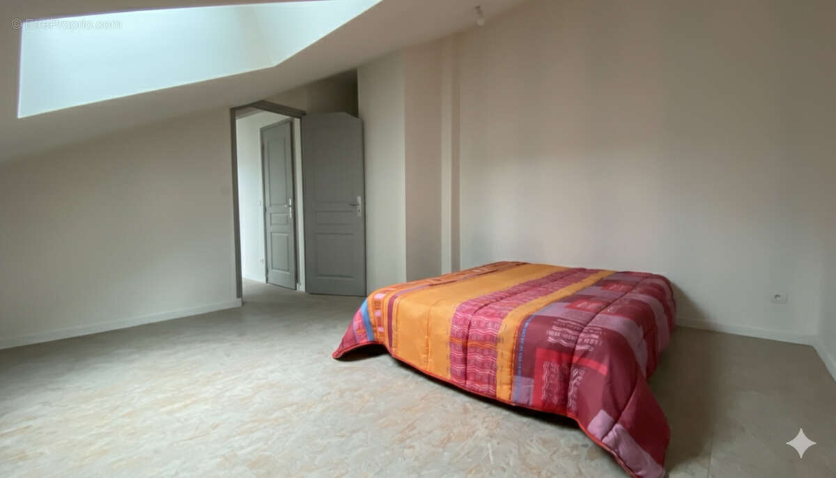 Maison à MONTEREAU-FAULT-YONNE