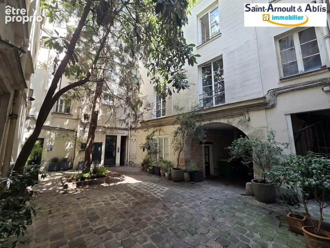 Appartement à PARIS-4E