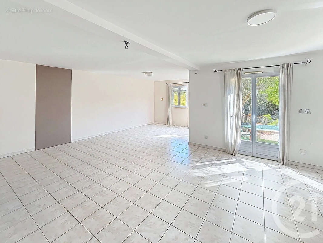 Maison 120 m² à Frontignan  - photo 7