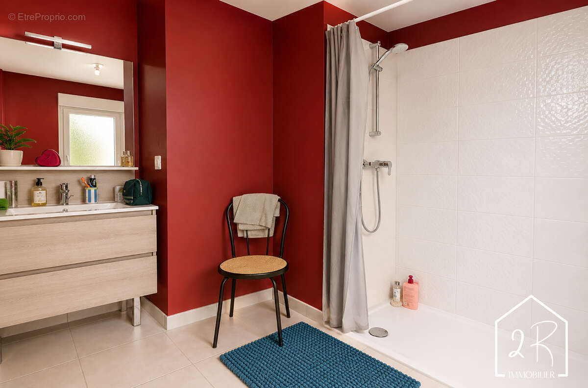 Appartement à PONT-EVEQUE